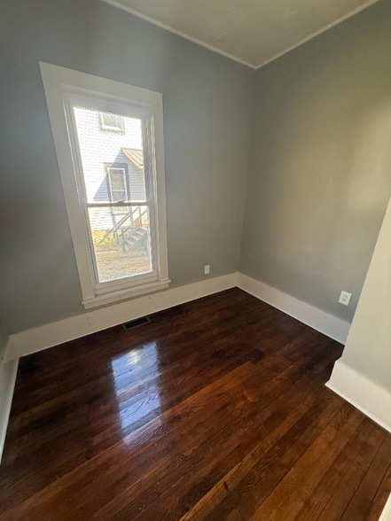 Building Photo - 48 South St