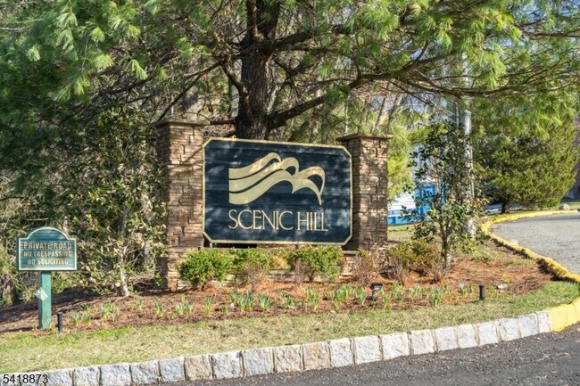 Building Photo - 11 Colton Cir