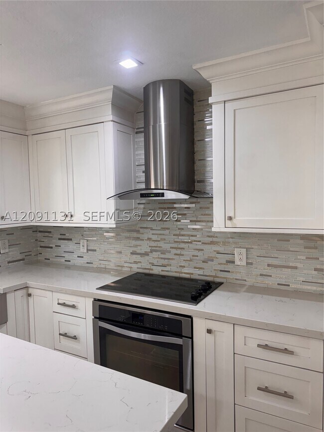 Building Photo - 7075 NW 173rd Dr