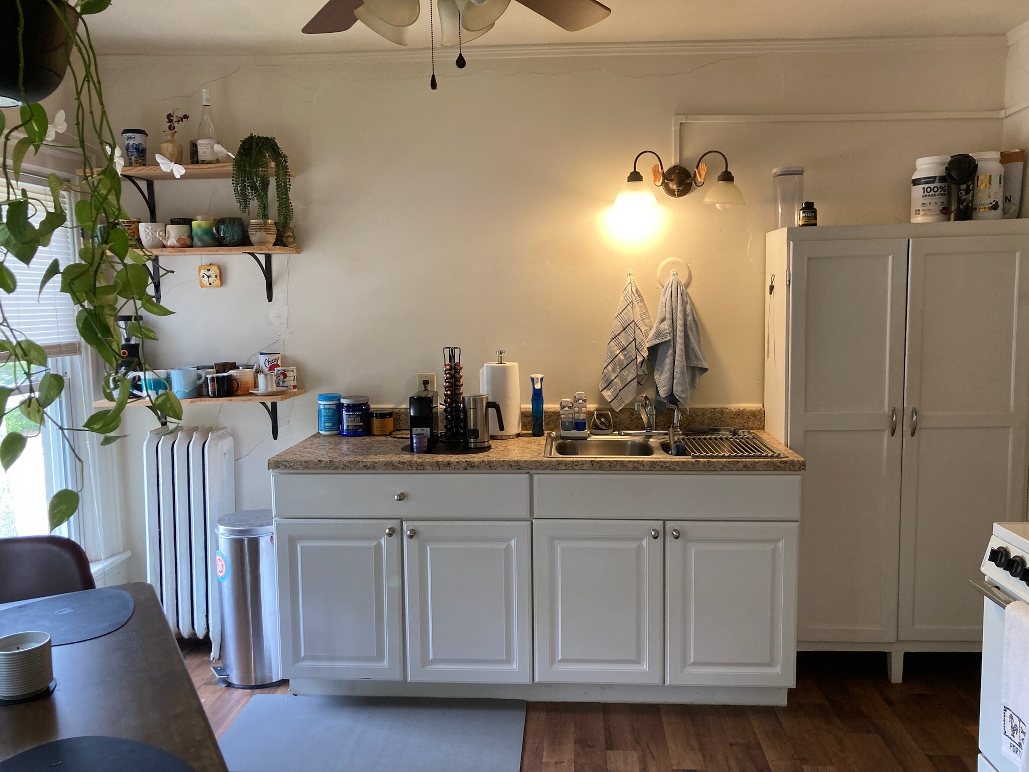 kitchen - 221 W Sibley St