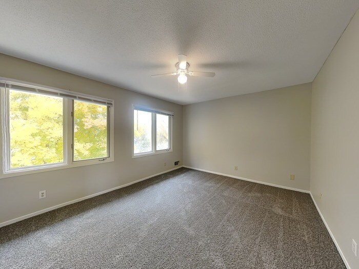 Building Photo - 8525 Ivywood Ave S