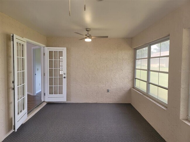 Building Photo - 9265 SW 92nd Place Rd
