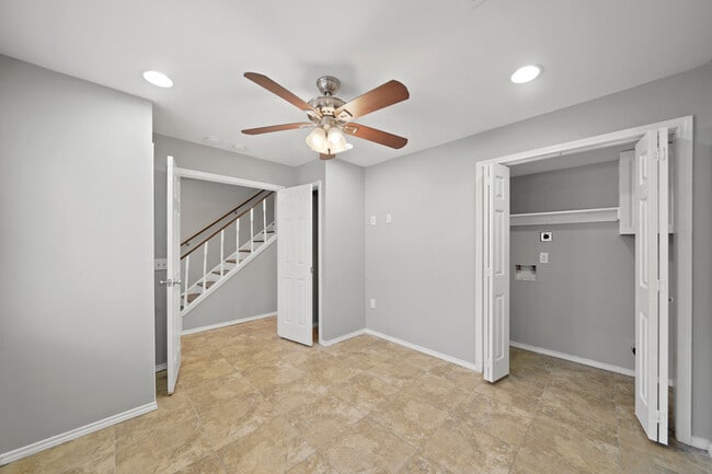 Building Photo - 13447 Castilian Dr