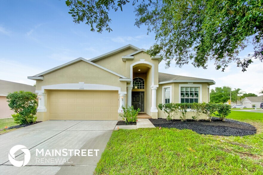 Primary Photo - 13323 Bainbridge Way