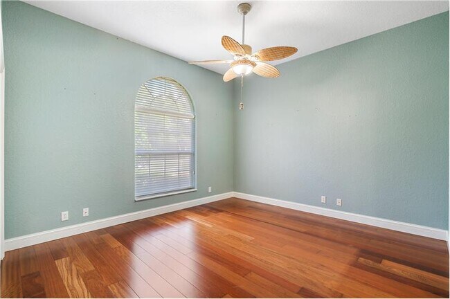 Building Photo - 7480 150th Ct N