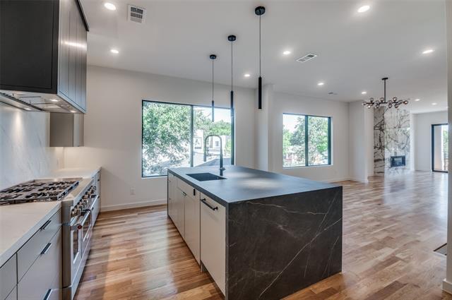 Building Photo - 4525 Weldon St