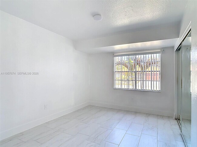 Building Photo - 4487 Pocatella Ave