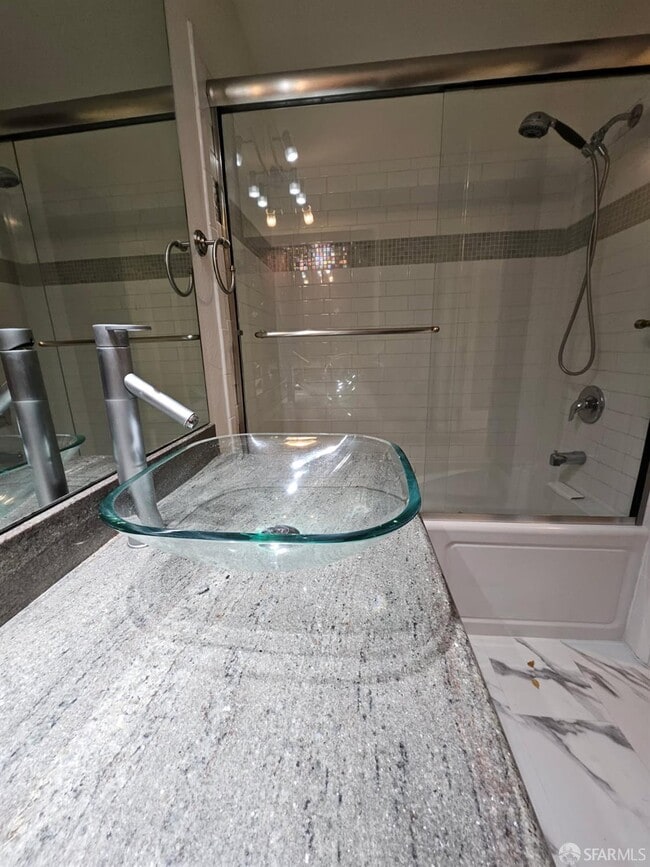 Building Photo - 8763 Mountain Blvd