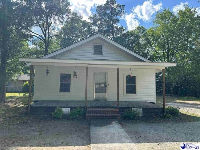 Building Photo - 206 S Pine St