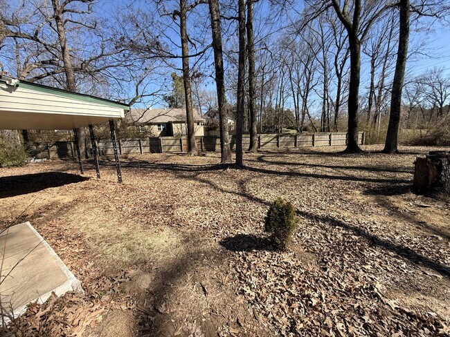 Building Photo - 2150 Tramway Pl