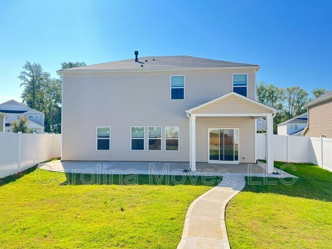 Building Photo - 208 Pewter Cir