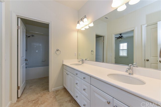 Building Photo - 42 Twin Gables