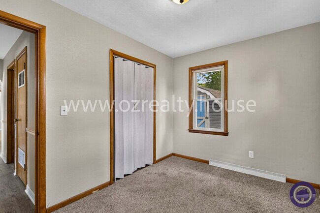 Building Photo - 3226 N McCord Rd