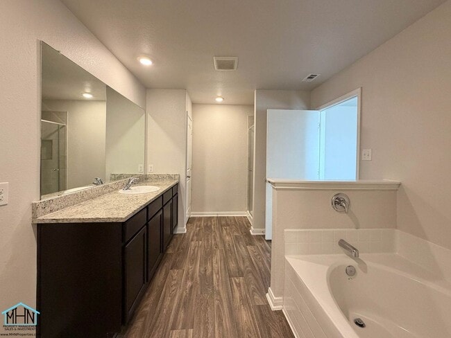 Building Photo - Two-Story Residence Blending Modern Charm with Natural Elegance