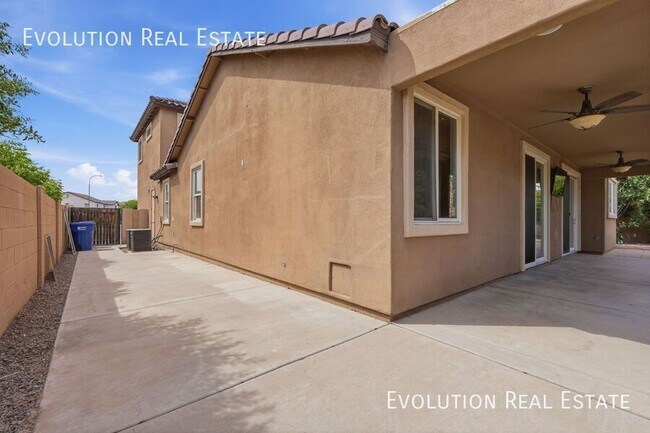 Building Photo - 3287 S Cottonwood Dr