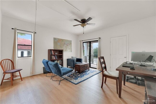 Building Photo - 24 Sunflower Ave