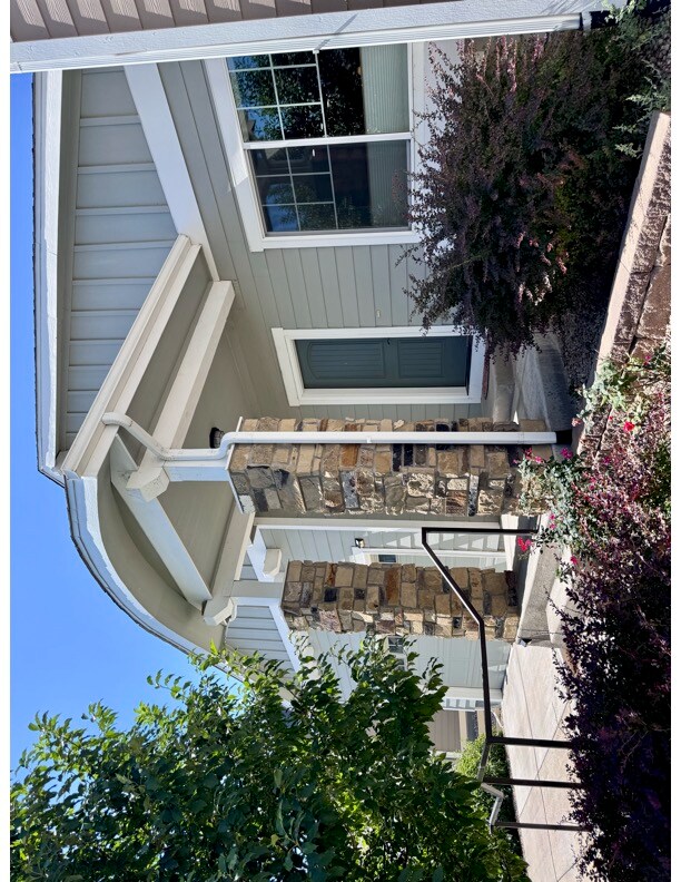 Building Photo - 2791 Exmoor Ln