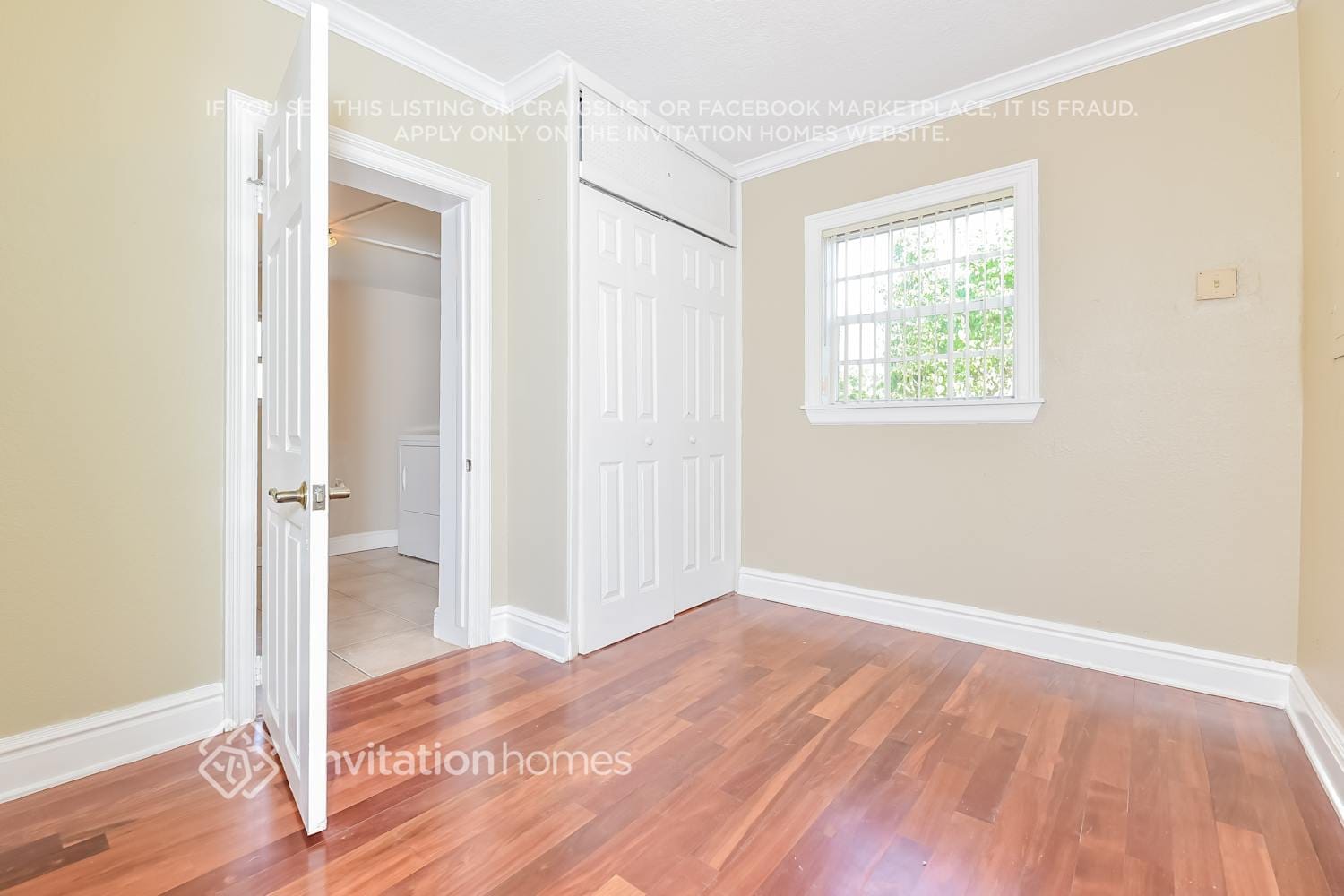 Building Photo - 3220 SW 118th Ct