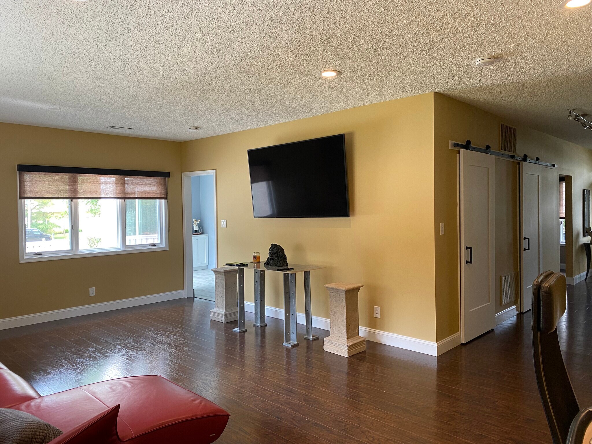 Building Photo - 425 Chanticleer