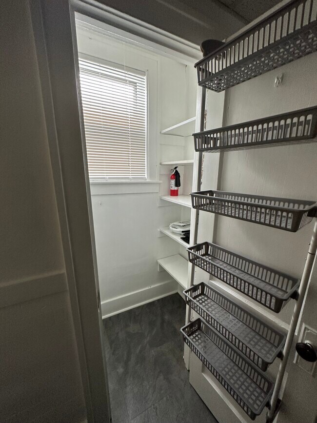 Building Photo - 269 New Scotland Ave