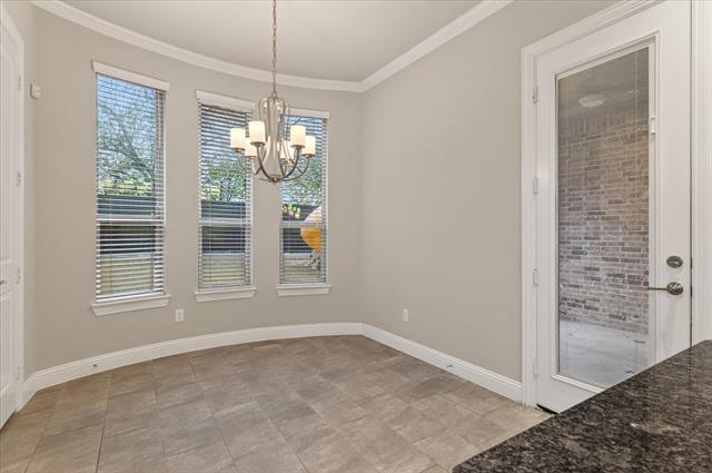 Building Photo - 452 Balmora Way