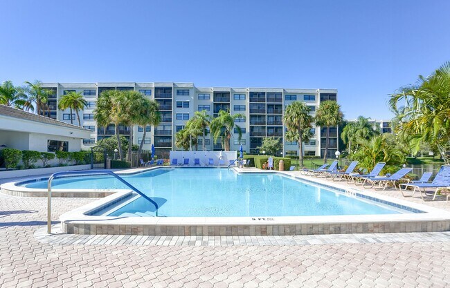 Building Photo - 2/2 UNFURNISHED Condo in Pasadena Cove. Ne...