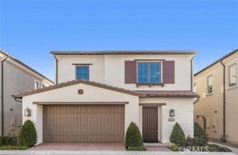 Building Photo - 119 Della