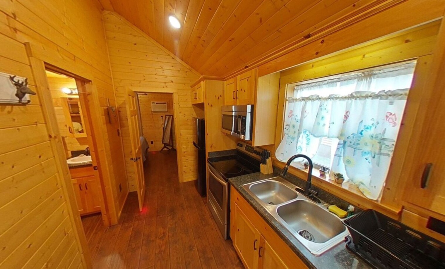 Building Photo - 299 Willow Springs Dr