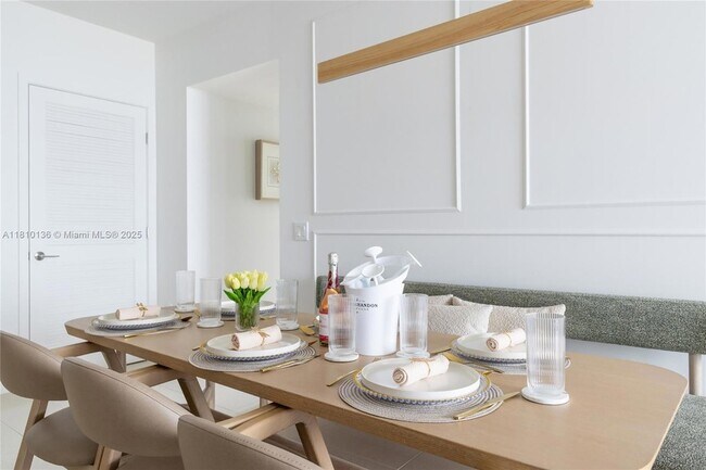 Building Photo - 159 NE 6th St