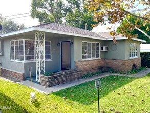 Building Photo - 350 W Lemon Ave