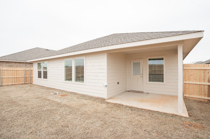 Building Photo - 2912 Firefly Dr