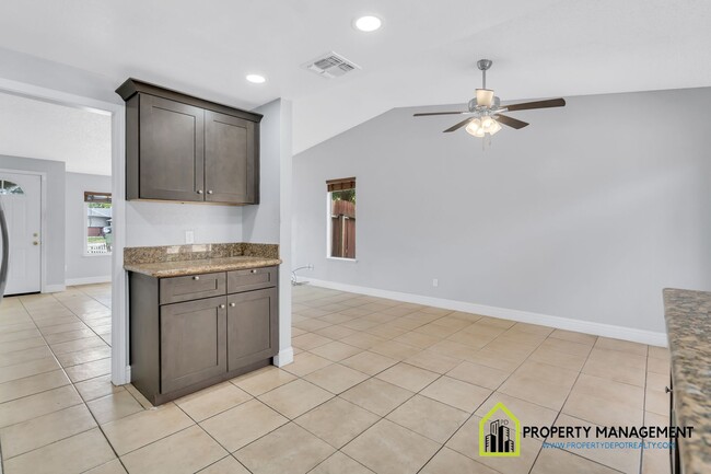 Building Photo - Remodeled 4-Bedroom w/  Large Backyard-AF