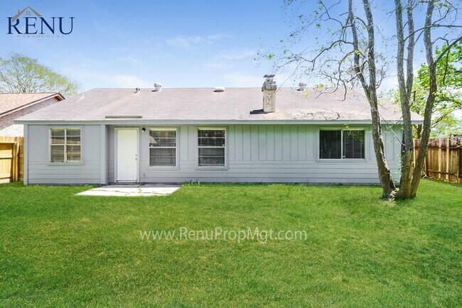 Building Photo - AVAILABLE NOW FOR A SELF GUIDED TOUR!