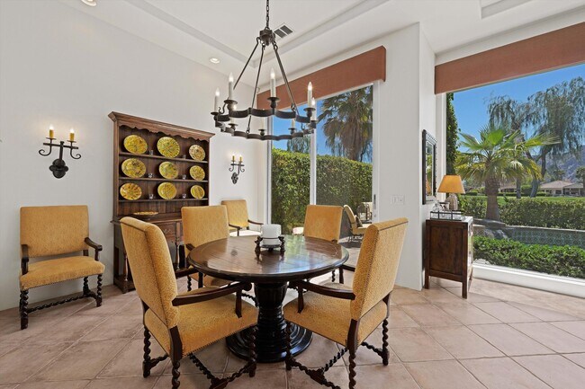 Building Photo - 79365 Mandarina