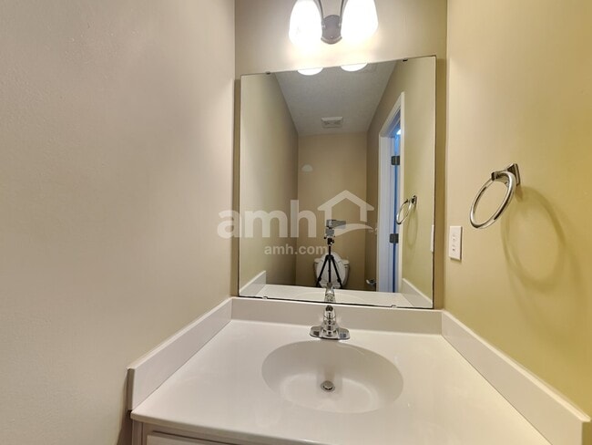 Building Photo - 182 Bonnie Woods Dr