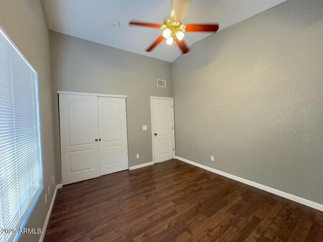 Building Photo - 4933 Los Reyes Dr