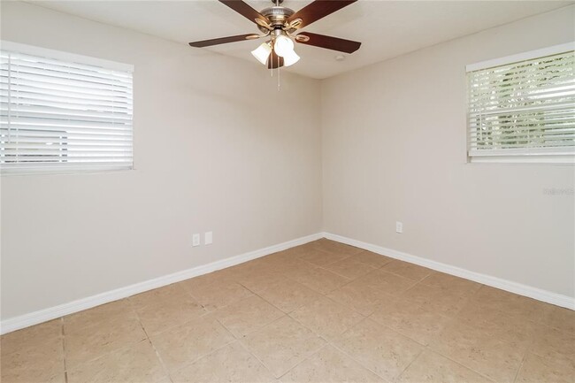 Building Photo - 535 San Lanta Cir