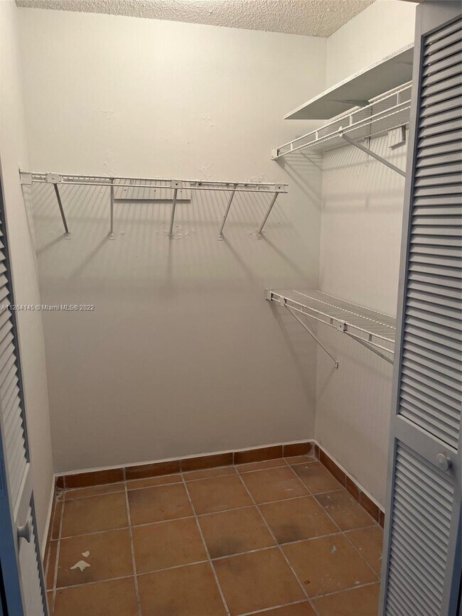 Building Photo - 7515 SW 153rd Ct