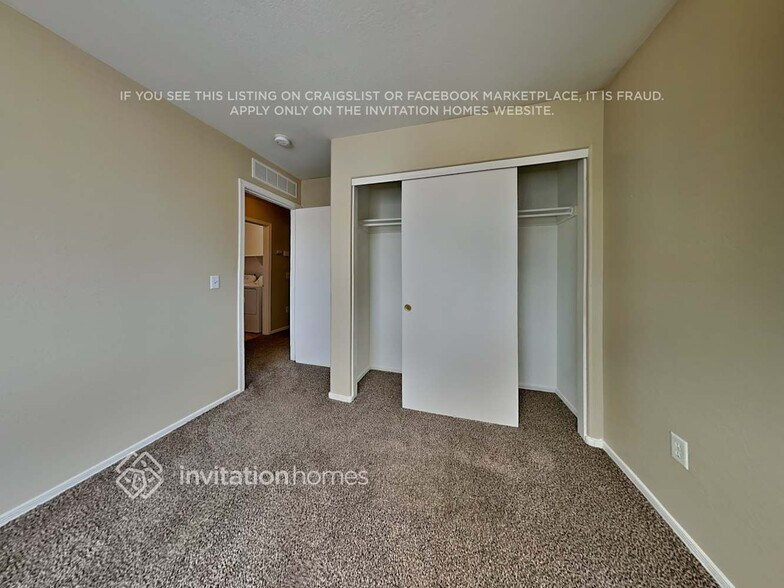 Building Photo - 3926 W Park St