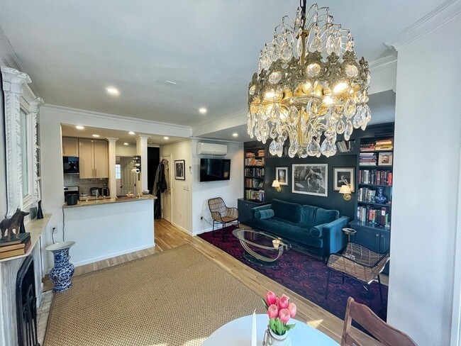 Building Photo - 49 Warren Ave