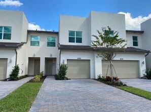 Building Photo - 4946 Navali Dr