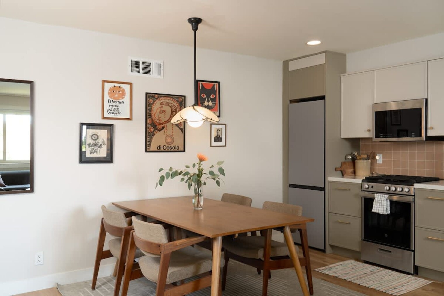 Building Photo - 10 Truitt Ln