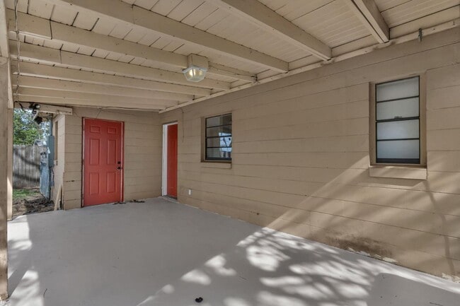 Building Photo - 7514 Mandarin Dr