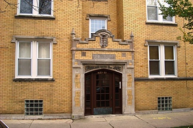 Outside Building - 4663 N Lowell Ave