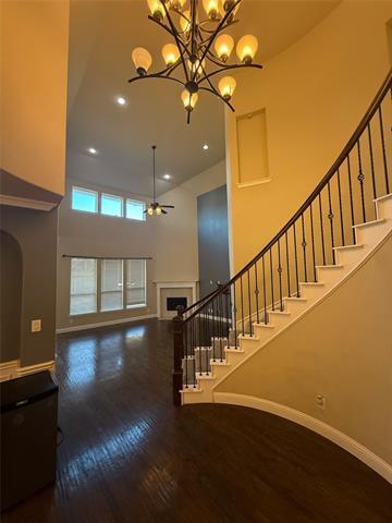 Building Photo - 2517 Valley Glen Dr