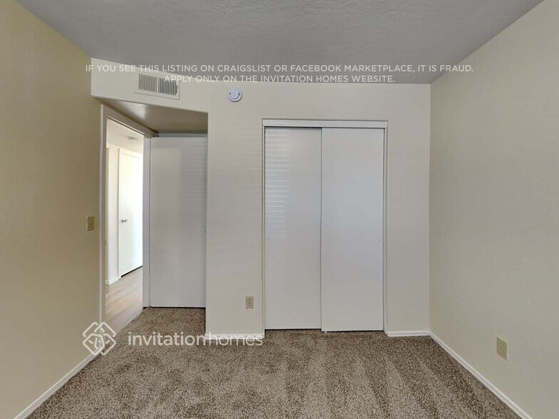 Building Photo - 5915 W Manzanita Ct