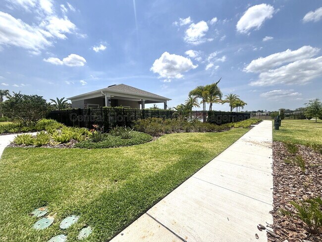 Building Photo - 5513 Hayloft Dr