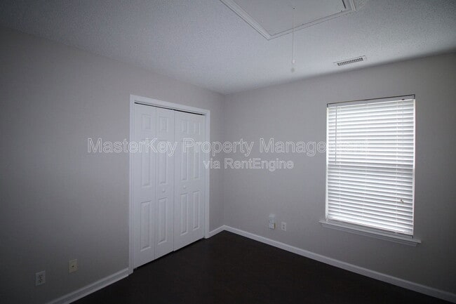 Building Photo - 132 Evening Star Dr