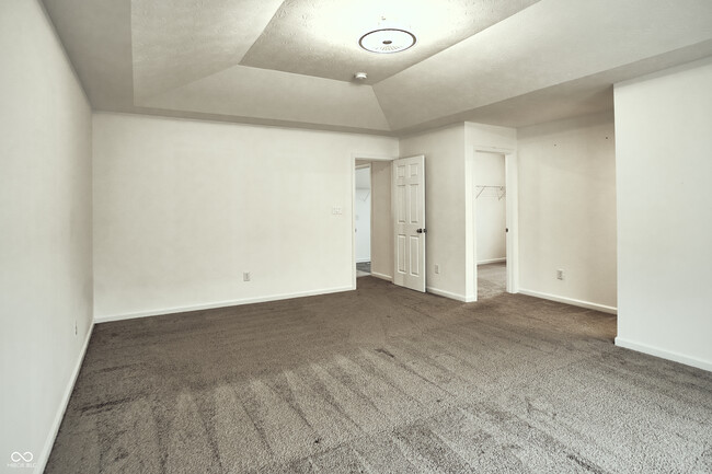 Building Photo - 681 N Crystal Dr