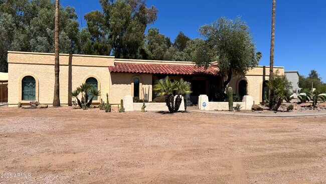Primary Photo - 7220 E Sweetwater Ave